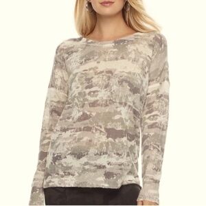 Rock & Republic Acrylic Thin preloved camo sweater, oversized XS
